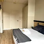 Affittacamere Hostalin Gran Via 3*