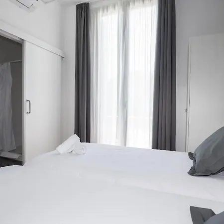 Hostalin Gran Via 3* Barcellona
