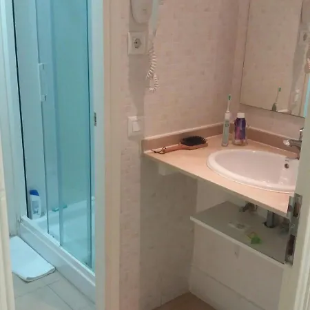 Guest house Hostalin Gran Via 4*