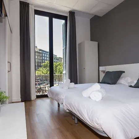 Hostalin Gran Via Casa de hóspedes Barcelona