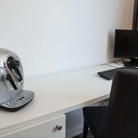 Casa de hóspedes Hostalin Gran Via 4*