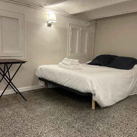 Hostalin Gran Via Affittacamere Barcellona