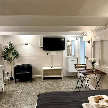 Hostalin Gran Via 3* Barcelona