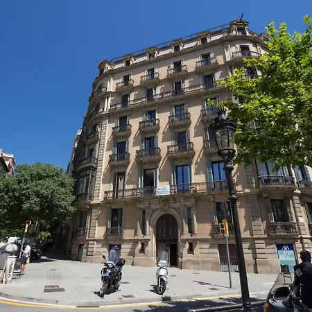 Πανσιόν Hostalin Gran Via