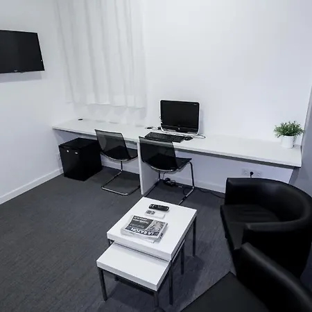 بيت ضيافة Hostalin Gran Via 3*