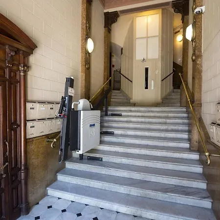 Hostalin Gran Via 3* Βαρκελώνη