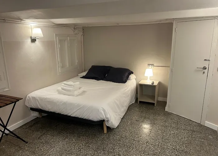 Hostalin Gran Via Affittacamere Barcellona