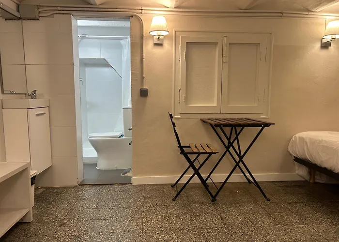 Hostalin Gran Via Affittacamere 4*