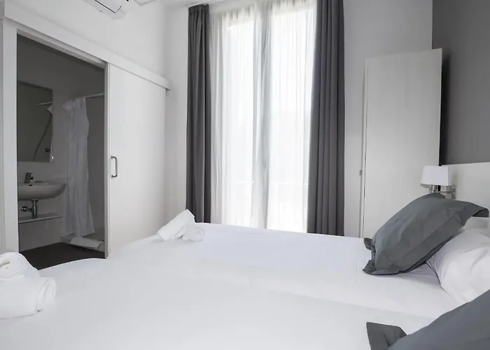 Hostalin Gran Via 4* Barcellona