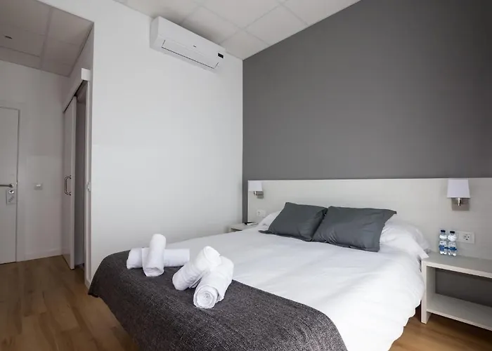 Hostalin Gran Via 3* Barcelona