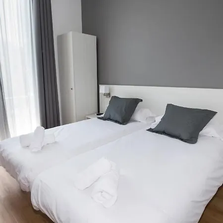 Hostalin Gran Via 3* Barcelona